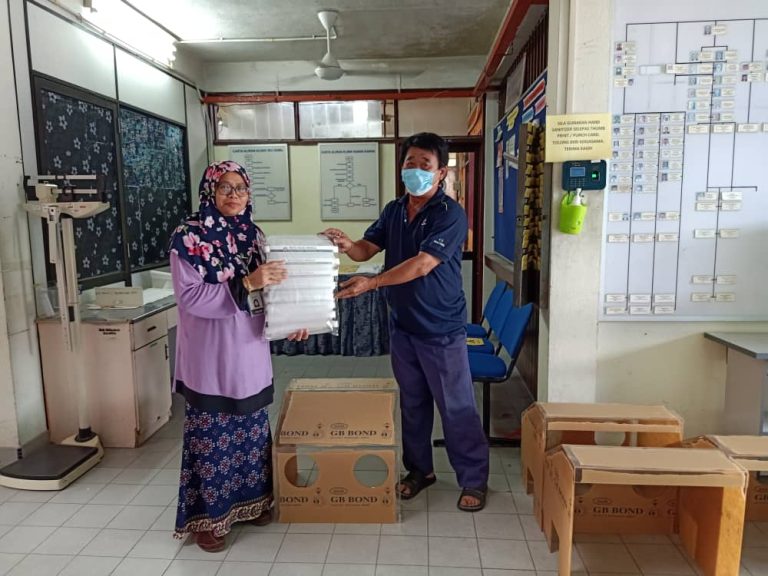 Donation To Pejabat Kesihatan Daerah Kerian.